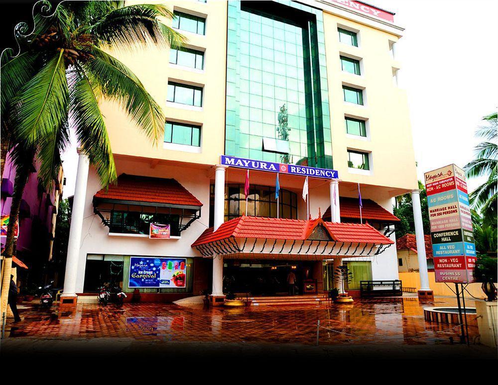 Mayura Residency Guruvāyūr Kültér fotó
