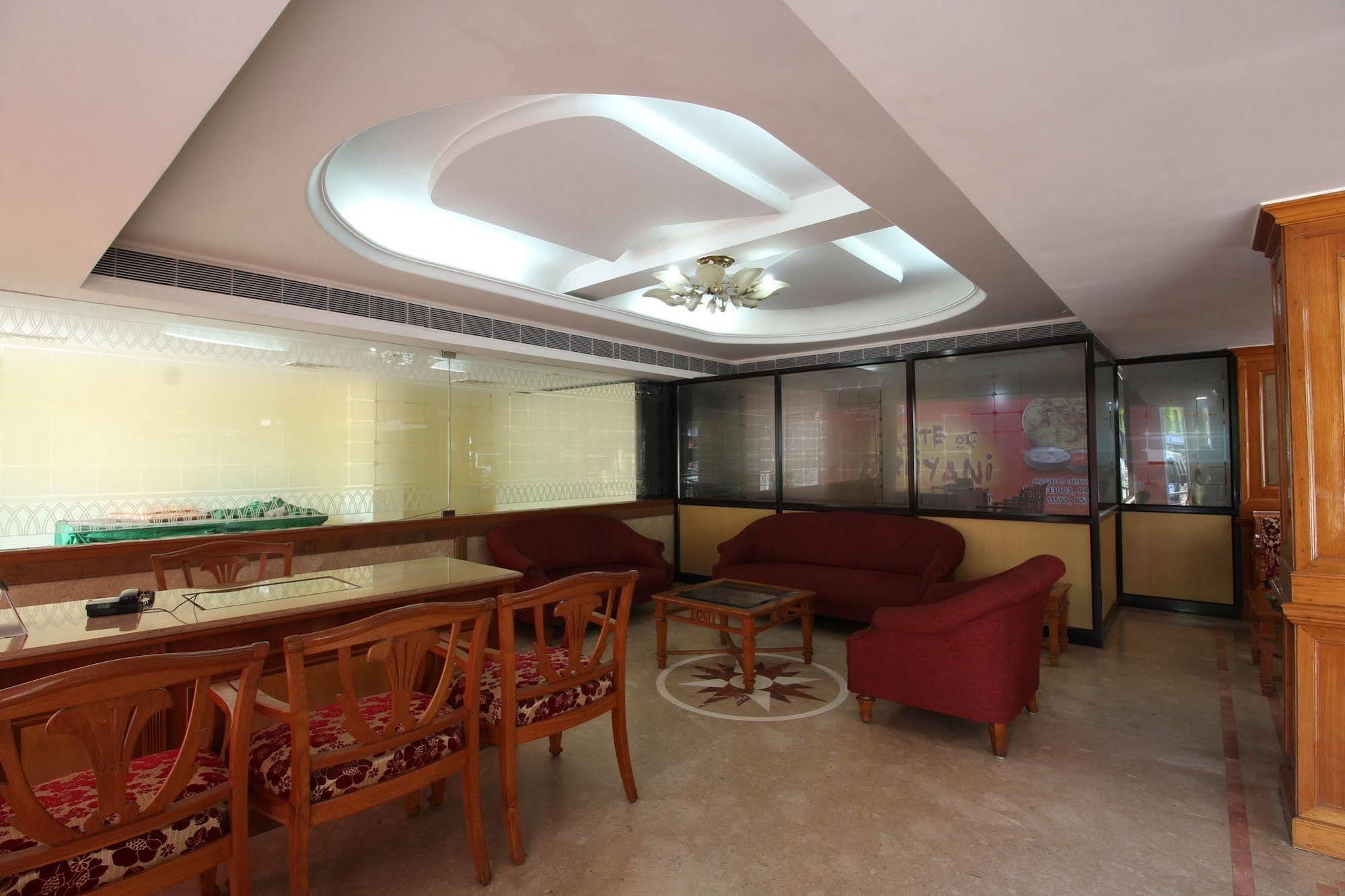 Mayura Residency Guruvāyūr Kültér fotó